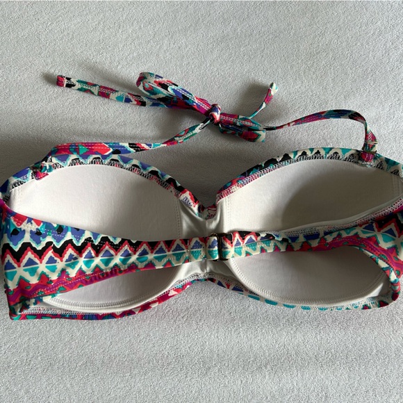 Patterned Bikini Top - Picture 6 of 6